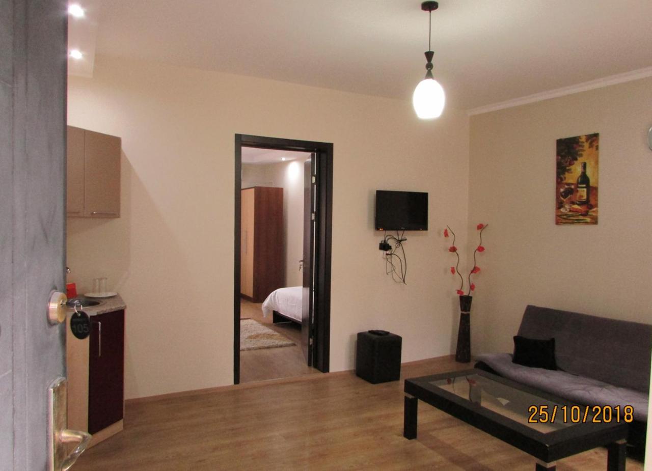 Hotel Monaco Tbilisi ภายนอก รูปภาพ