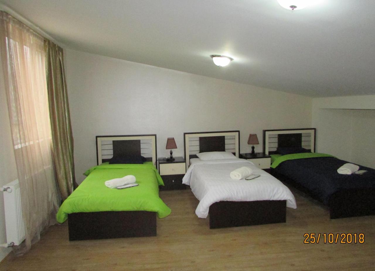 Hotel Monaco Tbilisi ภายนอก รูปภาพ