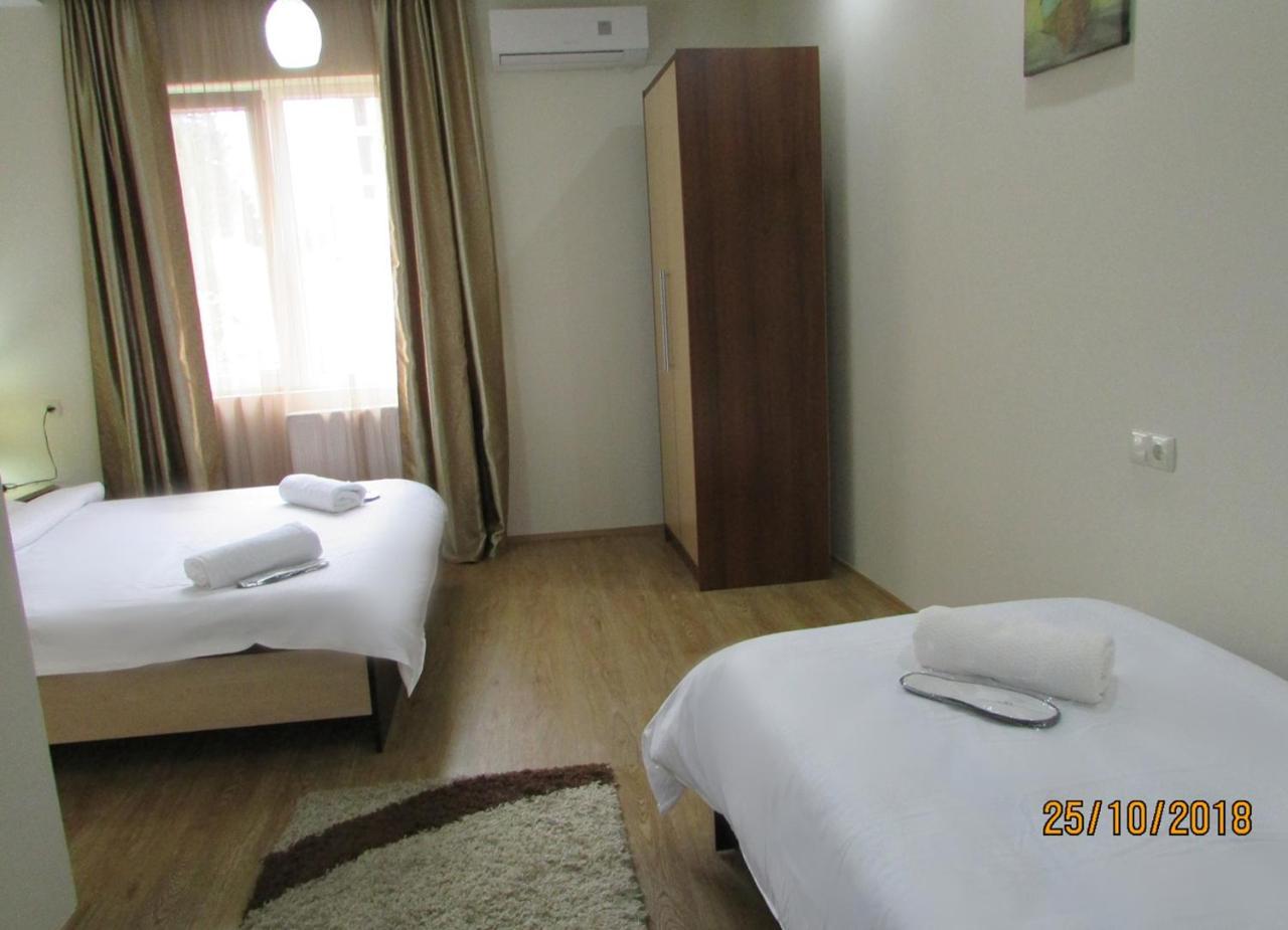 Hotel Monaco Tbilisi ภายนอก รูปภาพ