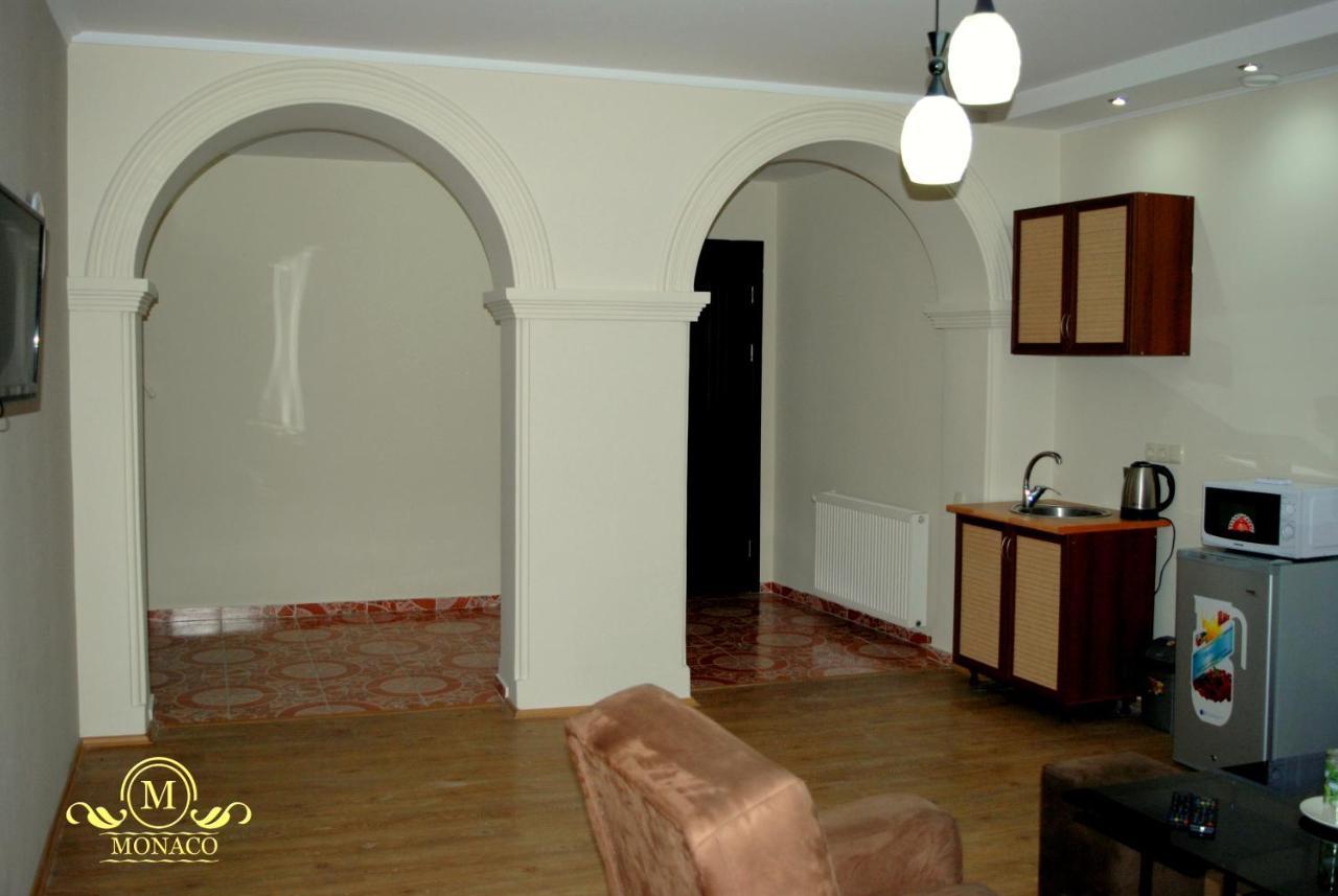 Hotel Monaco Tbilisi ภายนอก รูปภาพ